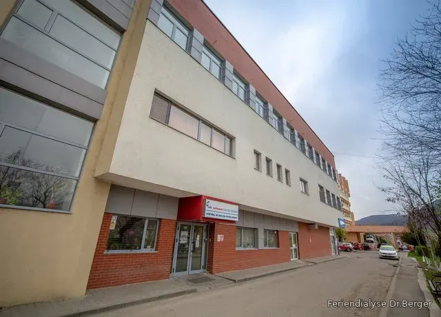 Centrul de Dializă Nefromed Dialysis Centers Piatra Neamț